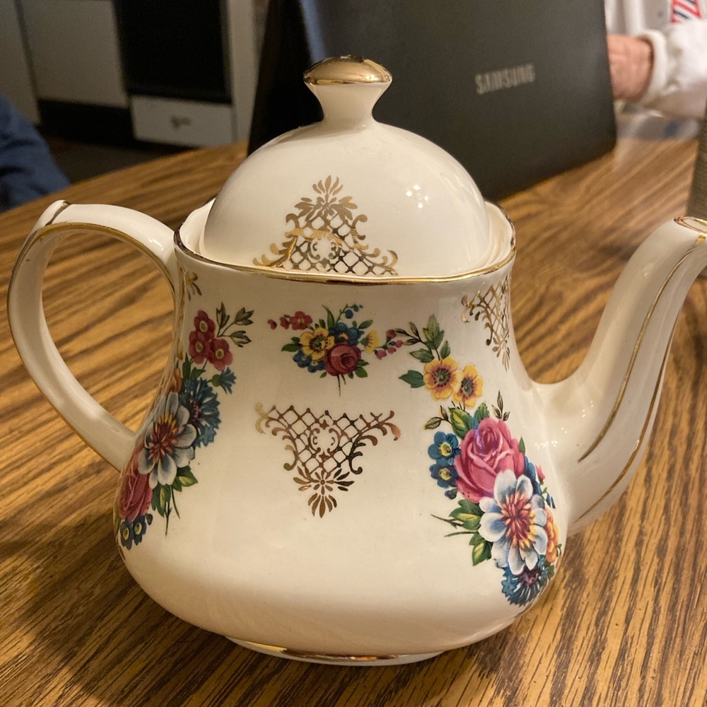 Vintage 1950s Sadler English Bone China Teapot - Picture 3 of 7